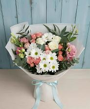 Букет цветов из:  Розы, Лизиантусы и Хризантемы в Мисирево