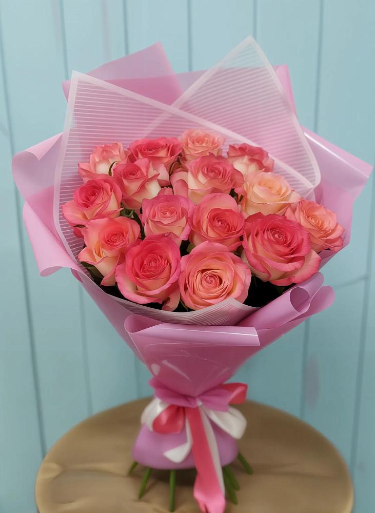 Букет 15 Розовых роз Равель в Мисирево