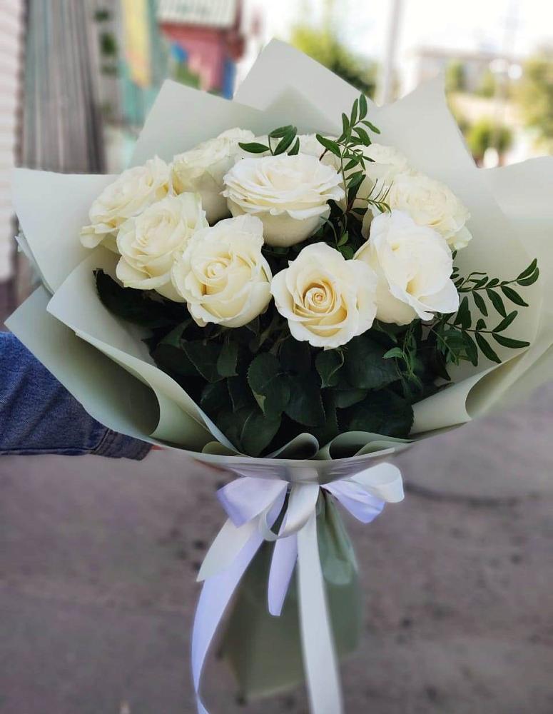 Букет Белые розы Проуд в Мисирево