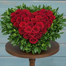 Цветочная композиция из Розы в виде сердца в Мисирево