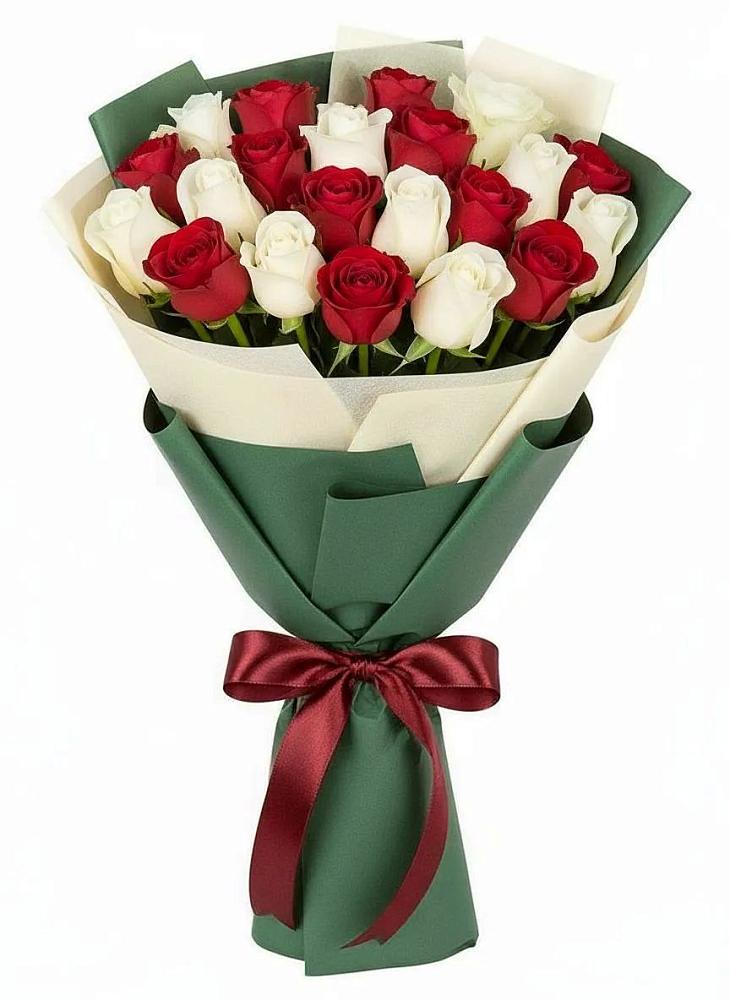 Букет Микс из красных и белых роз в Мисирево