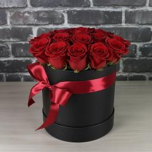 Цветочная композиция из Розы в шляпной коробке в Мисирево